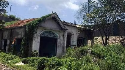 Người đàn ông tử vong trong căn nhà hoang ở Hạ Long