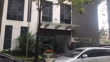 Hai vợ chồng dương tính SARS-CoV-2 ở Hà Nội có lịch trình dày đặc 