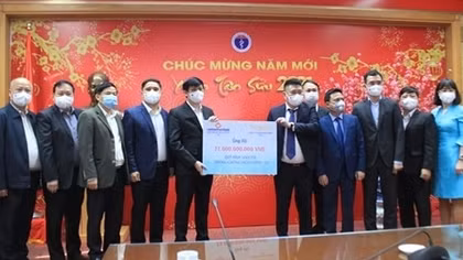 Lô vaccine phòng COVID-19 nhập khẩu đầu tiên sắp về đến Việt Nam