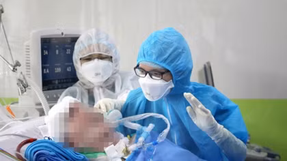 Bệnh nhân phi công người Anh ngừng sử dụng ECMO