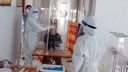 Bác sĩ từ tâm dịch Chí Linh: Hy vọng số bệnh nhân mắc mới nhỏ hơn số người ra viện