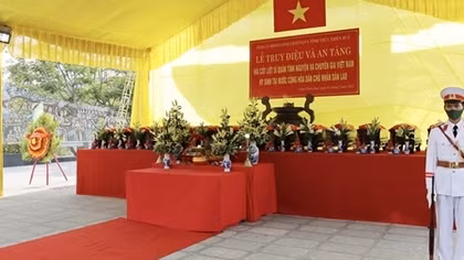 Truy điệu và an táng 14 hài cốt liệt sĩ hy sinh tại chiến trường Lào