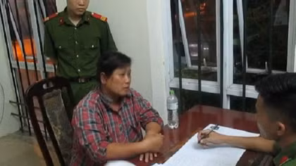 "Nữ quái" lập mưu siết cổ, cướp tiền của tài xế xe ôm