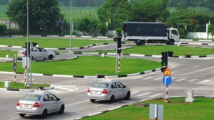 Vì sao Chính phủ đề nghị Bộ Công an quy định việc đào tạo, sát hạch GPLX?