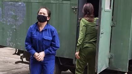10 năm tù vì bôi nhọ người tình trên mạng để cưỡng đoạt tài sản