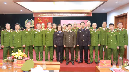 Làm tốt công tác tạm giữ, tạm giam, thi hành án hình sự tại cộng đồng