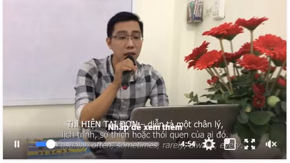 Thầy giáo gây sốt khi cover "Duyên phận" bằng 12 thì tiếng Anh