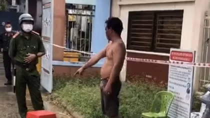 Tụ tập ăn nhậu trong khu vực phong tỏa, tấn công cảnh sát