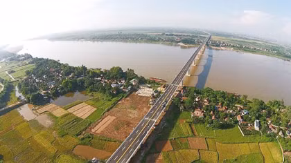 Hà Nội lên tiếng về việc chọn tư vấn quy hoạch hai bên sông Hồng