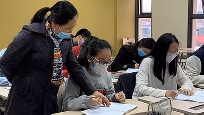 Hà Nội: Đề nghị cho học sinh “tạm dừng” đến trường từ 17/2 