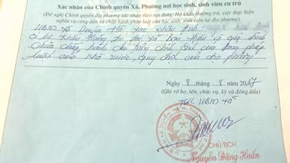 Kỷ luật cán bộ xã Duyên Hà bút phê vào lý lịch nhập học của sinh viên