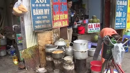 Hà Nội còn hơn 15.000 bếp than tổ ong