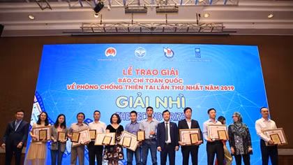 Trao Giải Báo chí toàn quốc về Phòng chống thiên tai lần thứ nhất năm 2019