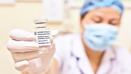 Hà Nội huy động 100 tổ cấp cứu cơ động tiêm vaccine COVID-19