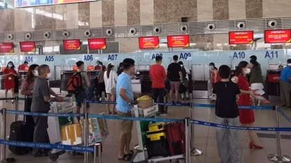 Phát huy vai trò giám sát của nhân dân, lập danh sách người trở về sau kỳ nghỉ lễ
