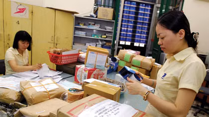  Phòng chống vận chuyển và phát hàng lậu, hàng cấm qua đường bưu điện
