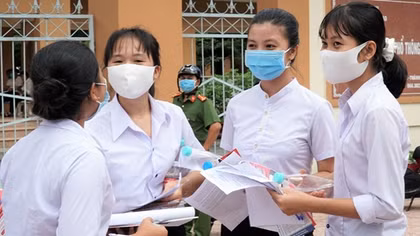 Công bố kết quả đối sánh giữa điểm thi tốt nghiệp THPT với điểm học bạ 
