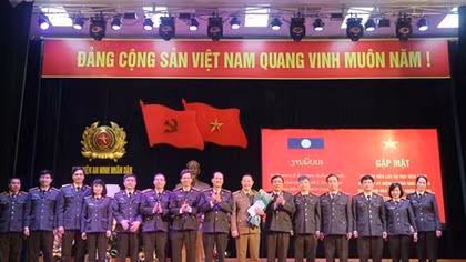 Gặp mặt lưu học viên Lào đang học tập tại Học viện ANND