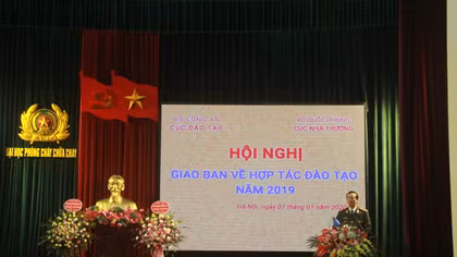 Bộ Công an và Bộ Quốc phòng tăng cường hợp tác về giáo dục đào tạo