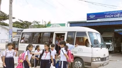 Hà Nội yêu cầu các trường “siết” quy trình đưa đón học sinh