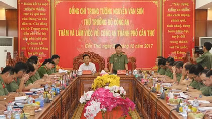 Thứ trưởng Nguyễn Văn Sơn thăm, kiểm tra công tác tại TP Cần Thơ