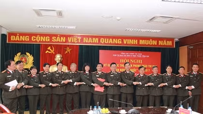 Các đơn vị trực thuộc Tổng cục Chính trị CAND ký giao ước thi đua năm 2017