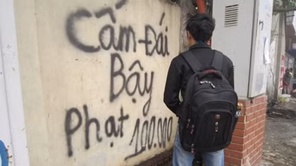 Khốn khổ như "giải quyết nỗi buồn" ở Hà Nội
