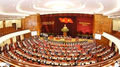 Khai trừ Đảng nếu bôi nhọ lãnh tụ, lãnh đạo Đảng, Nhà nước