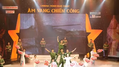 Cùng lắng nghe Tổ quốc gọi tên mình