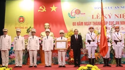 Bảo vệ an ninh chính trị nội bộ liên quan sống còn đến sự tồn vong của Đảng và chế độ