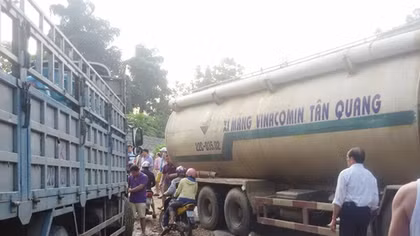 Đường lên Quảng Bạ, Hà Giang ách tắc nghiêm trọng