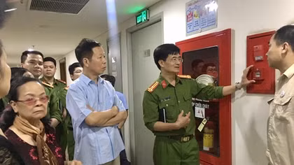 Nỗi lo cháy chung cư: Đừng để “mất bò mới lo làm chuồng”!