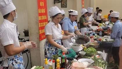 Ảnh dự thi “Nét đẹp người đoàn viên Công đoàn Tổng cục Chính trị CAND”