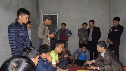 Triệt phá xới bạc mang theo dao, kiếm