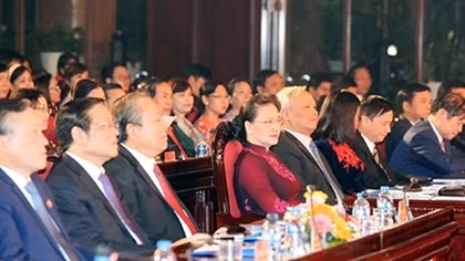 Phát huy trách nhiệm nêu gương của cán bộ, đảng viên trong chấp hành pháp luật