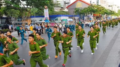 5.000 người tham gia Ngày chạy olympic, vì sức khỏe toàn dân