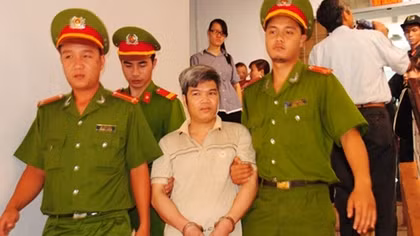 Tử tù sát hại 2 cháu nhỏ bịa chuyện để hoãn thi hành án
