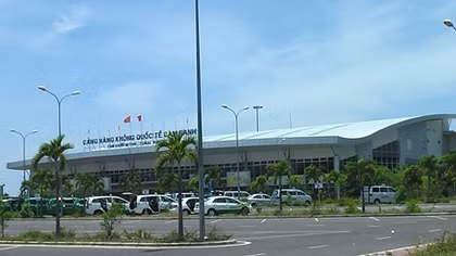 Hai máy bay suýt va chạm tại sân bay Cam Ranh