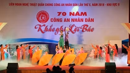 Khai mạc Liên hoan Nghệ thuật quần chúng CAND lần thứ X khu vực II