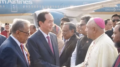 Chủ tịch nước Trần Đại Quang bắt đầu thăm cấp nhà nước Bangladesh
