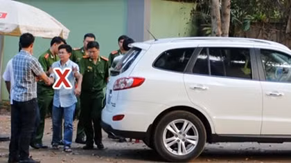 Vì sao “Người hùng” chống tham nhũng bị truy tố tội đưa hối lộ?