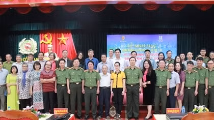Khai mạc trại sáng tác về đề tài “Vì an ninh Tổ quốc và bình yên cuộc sống”