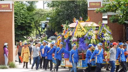Đẫm nước mắt ngày tiễn đưa nạn nhân vụ TNGT ở Quảng Nam