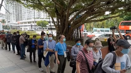 Hong Kong điều tra ca bệnh tử vong sau 2 ngày tiêm vaccine COVID-19 