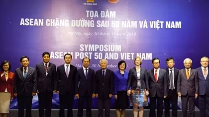 "Chặng đường 50 năm tiếp theo của ASEAN chắc chắn không bằng phẳng"
