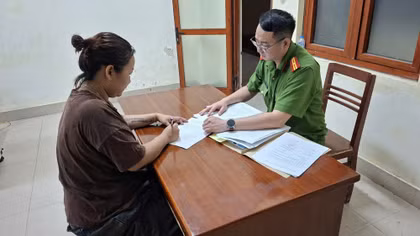 Giả đồng ý kết hôn với người nước ngoài, chiếm đoạt sính lễ 500 triệu đồng