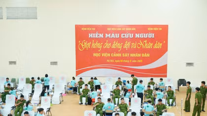 Dấu ấn “Gần dân nhất” trong ngày hội hiến máu của Học viện CSND