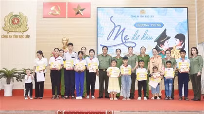 Phụ nữ Công an Bạc Liêu chung tay vì cộng đồng