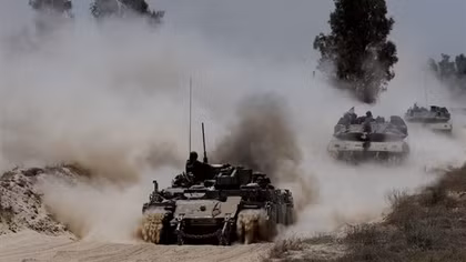 Israel tăng cường rải bom khắp Gaza bất chấp áp lực quốc tế