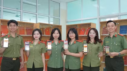 Gần 4.000 tài khoản đăng ký trong ngày ra mắt chương trình "Bình dân học vụ số CAND"